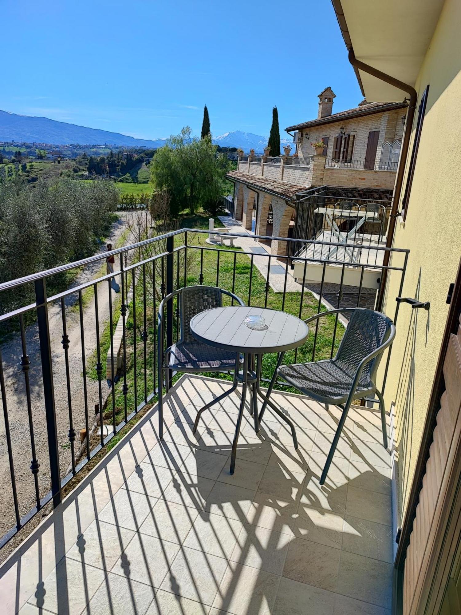 Agriturismo Alla Solagna Colli del Tronto Exteriör bild