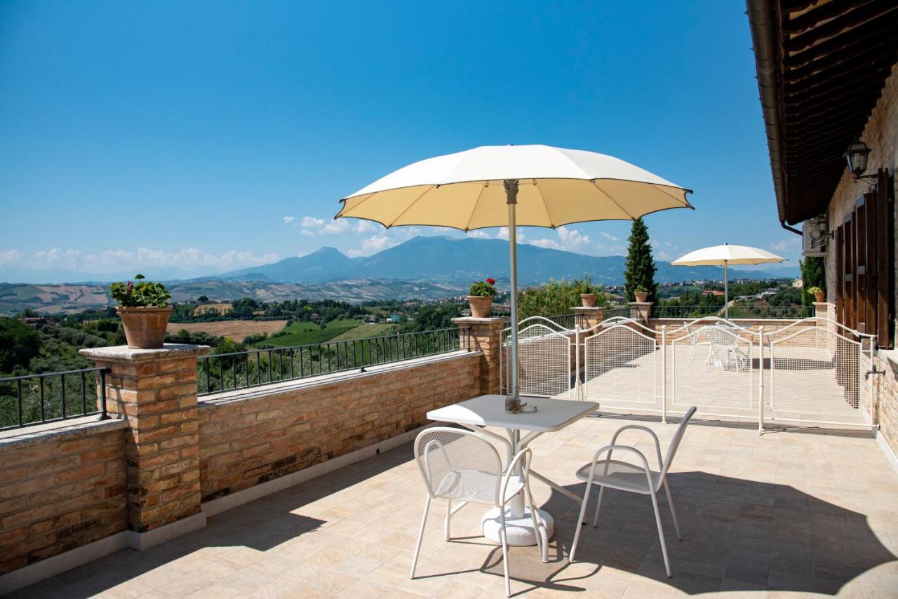 Agriturismo Alla Solagna Colli del Tronto Exteriör bild